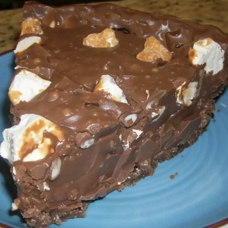 Rocky Road Pie Recipe – Rich Chocolate & Marshmallow Delight