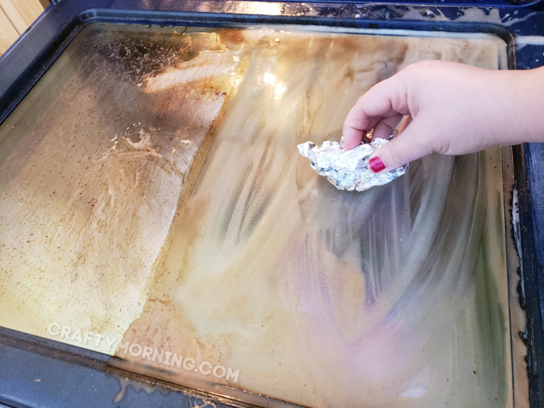 The Fastest Way to Clean Your Oven Glass